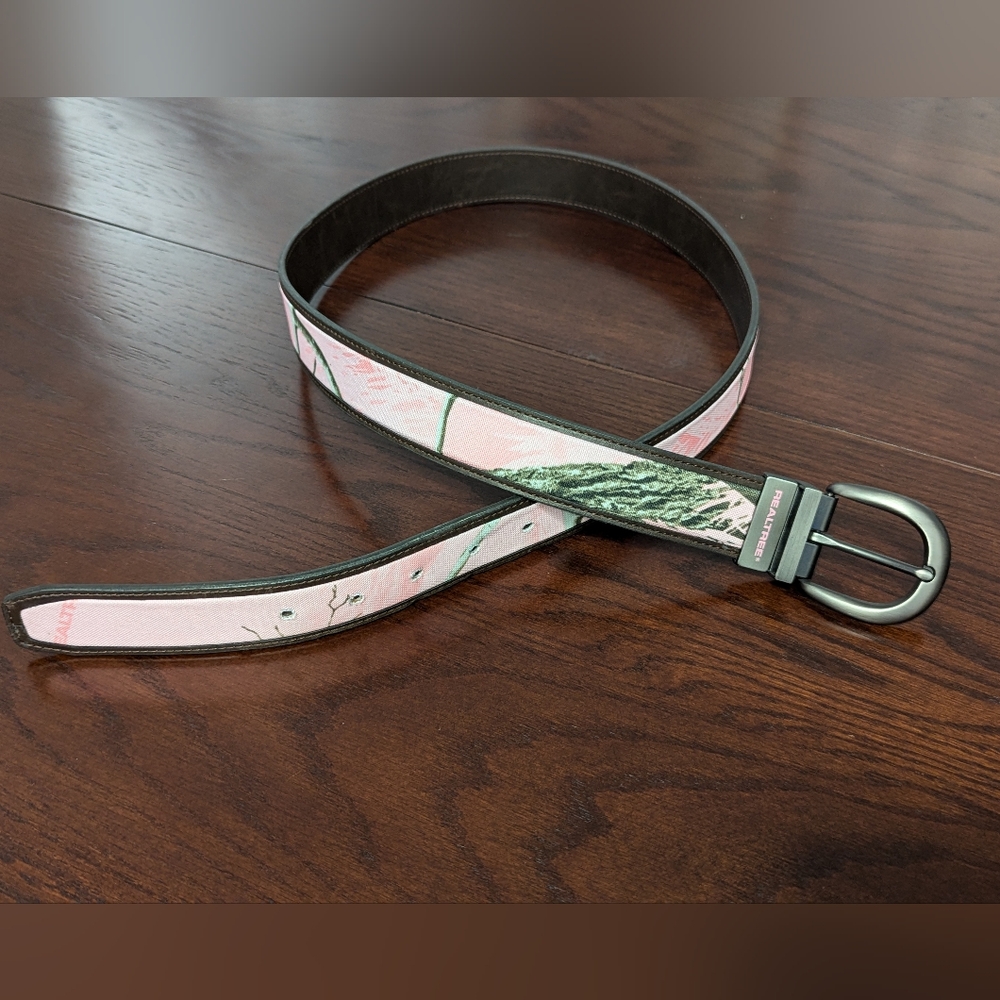 Realtree Pink Camo L/XL Belt